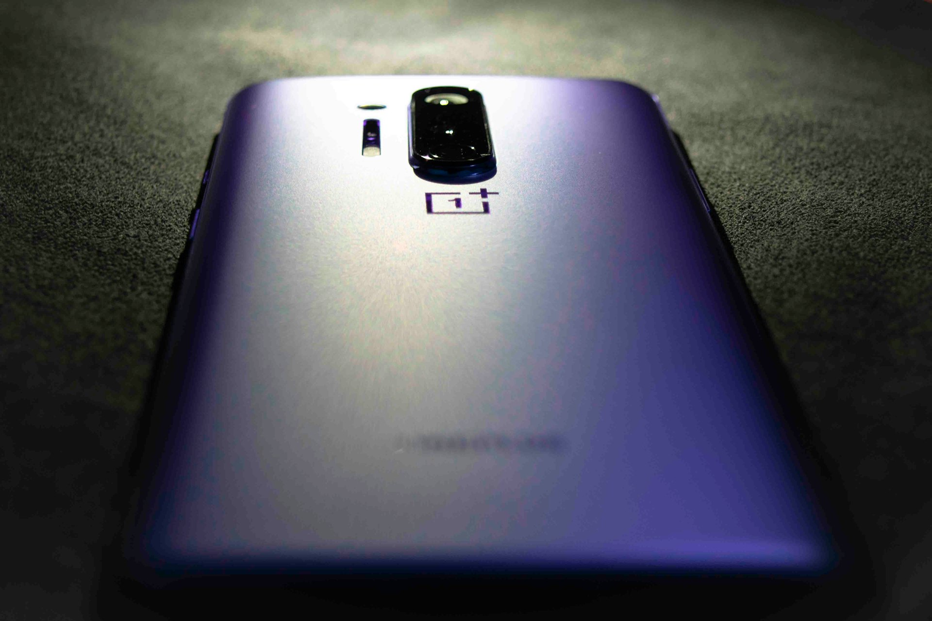 blue samsung galaxys 6 edge